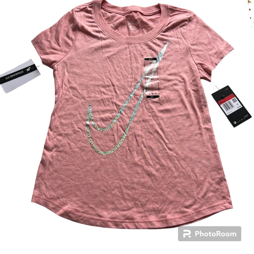 Girls Nike athletic t-shirt size Large